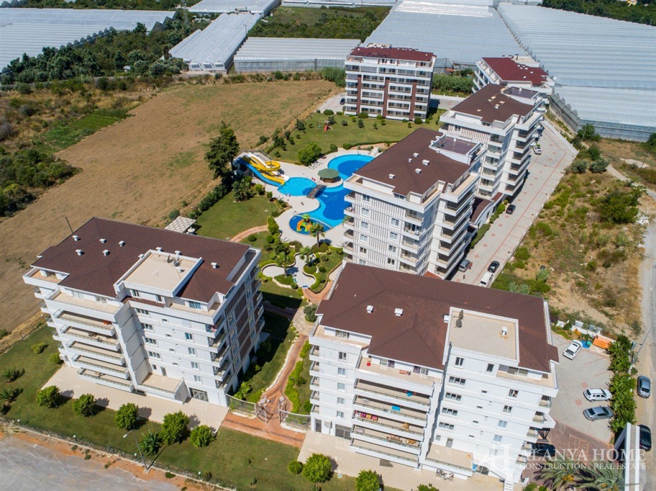 Фото купить продать недорогую квартиру недвижимость в доме жилом комплексе с видом на город Алания Х